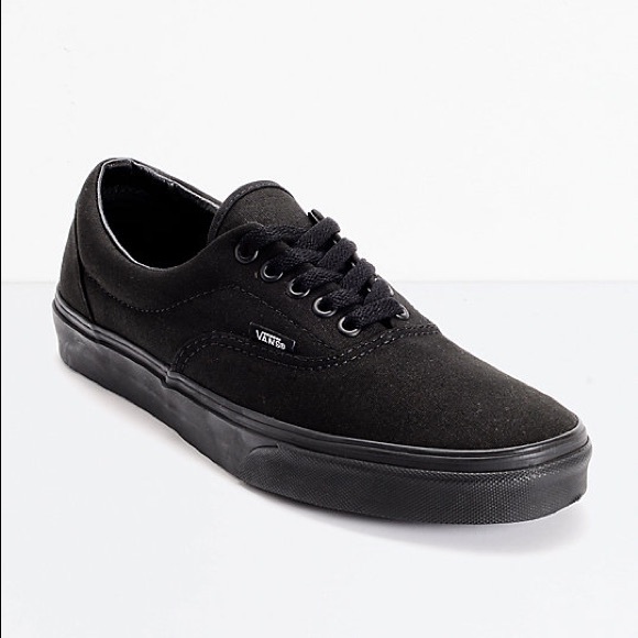 plain black vans shoes